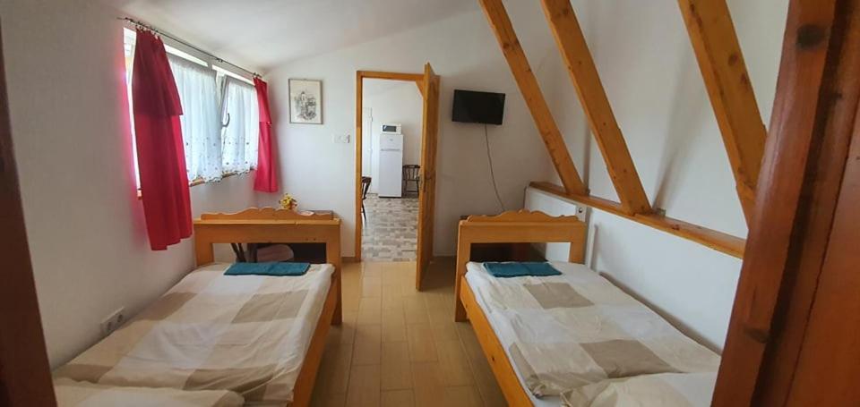 Ferienwohnung Anna Apartman Maroslele Exterior foto
