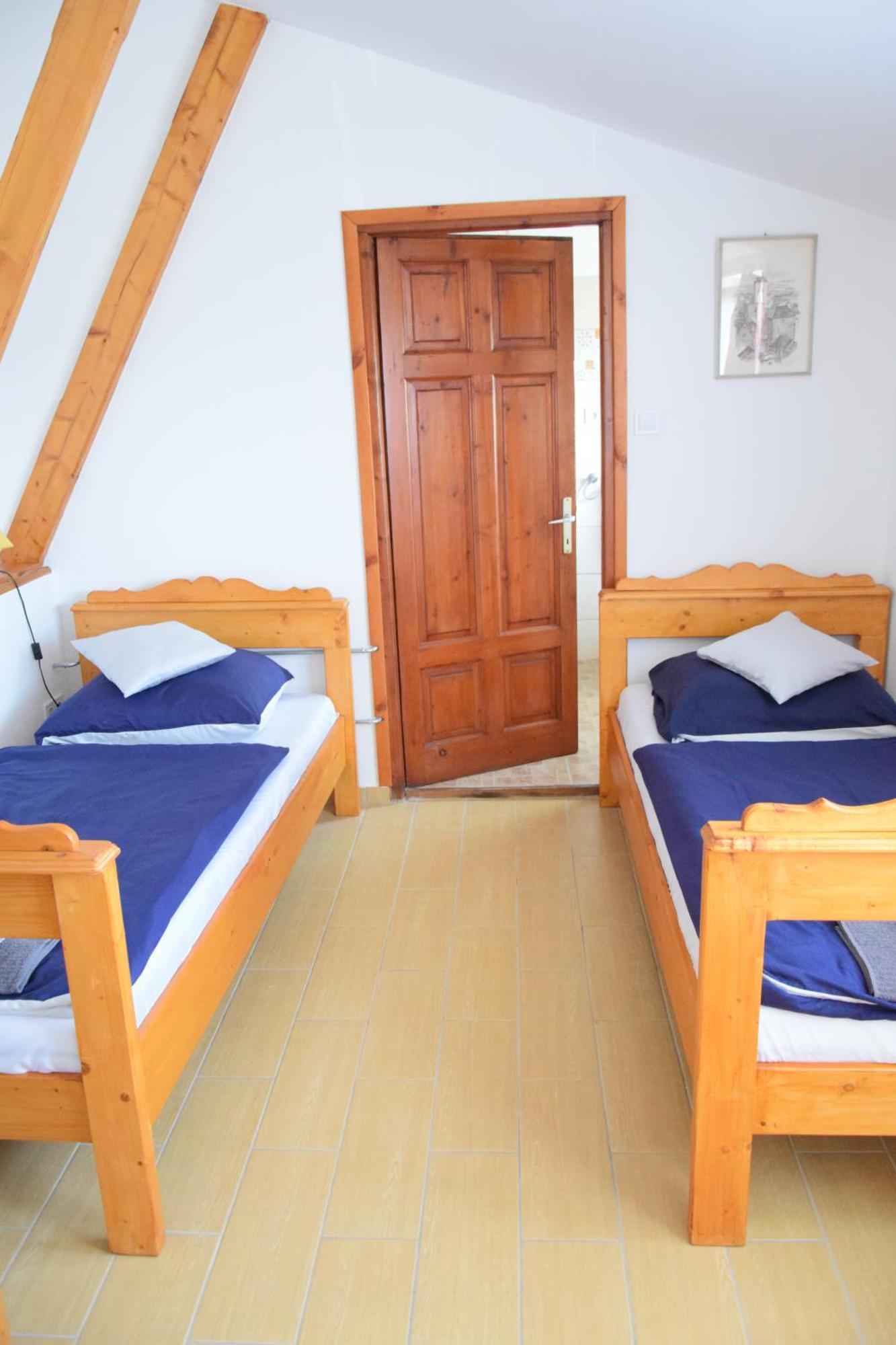 Ferienwohnung Anna Apartman Maroslele Exterior foto